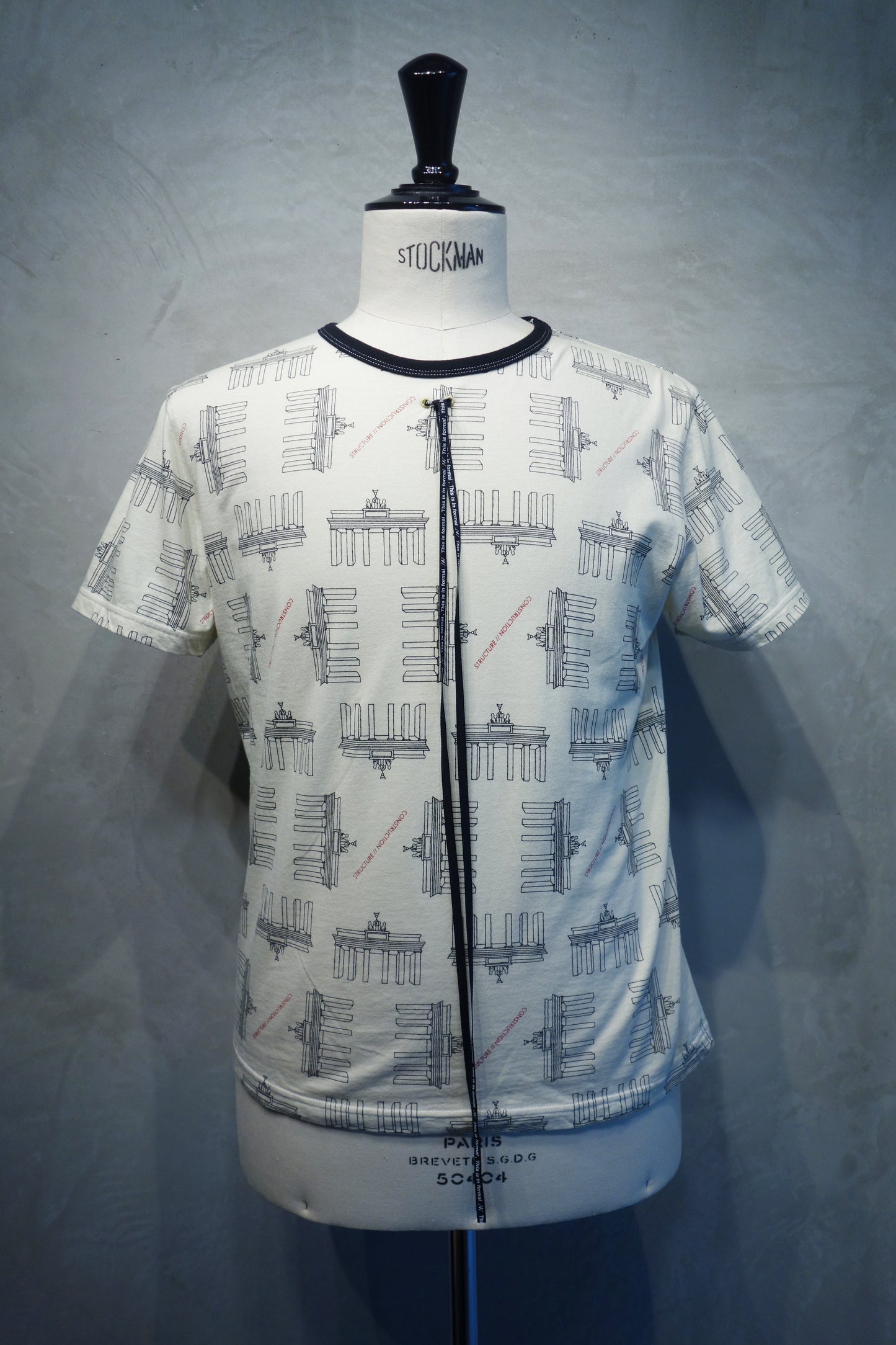 Brandenburg gate ringer T-shirt