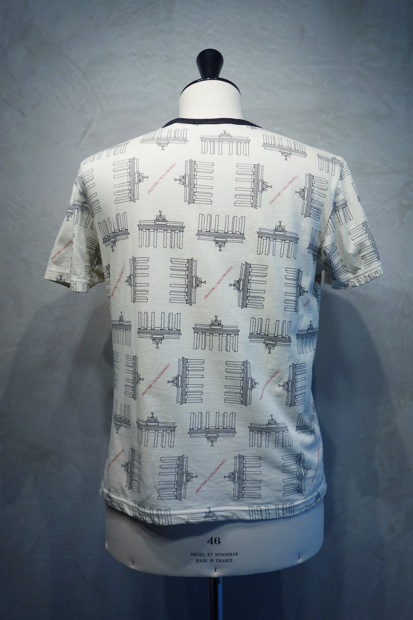 Brandenburg gate ringer T-shirt