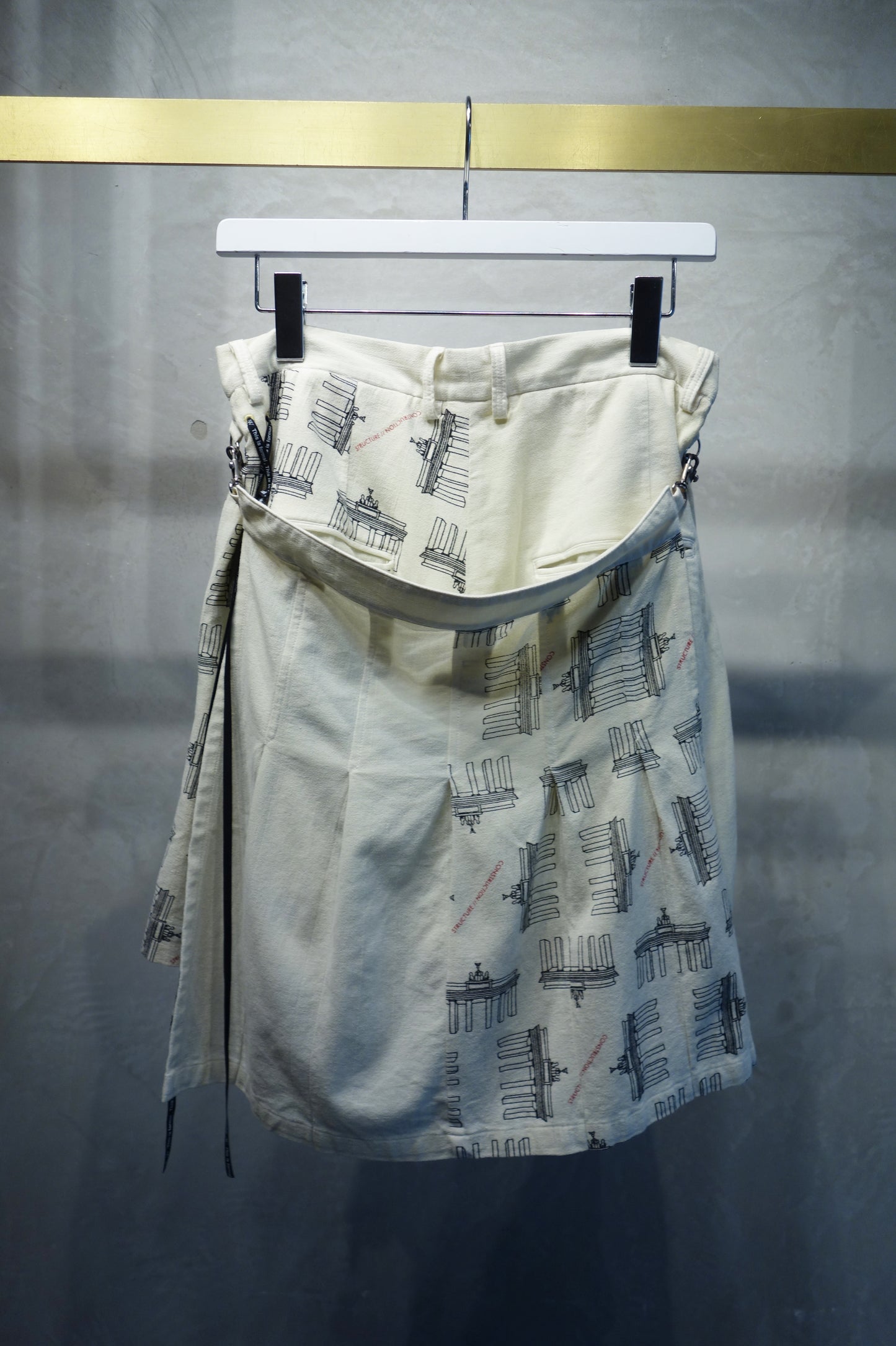 Brandenburg gate bontage shorts