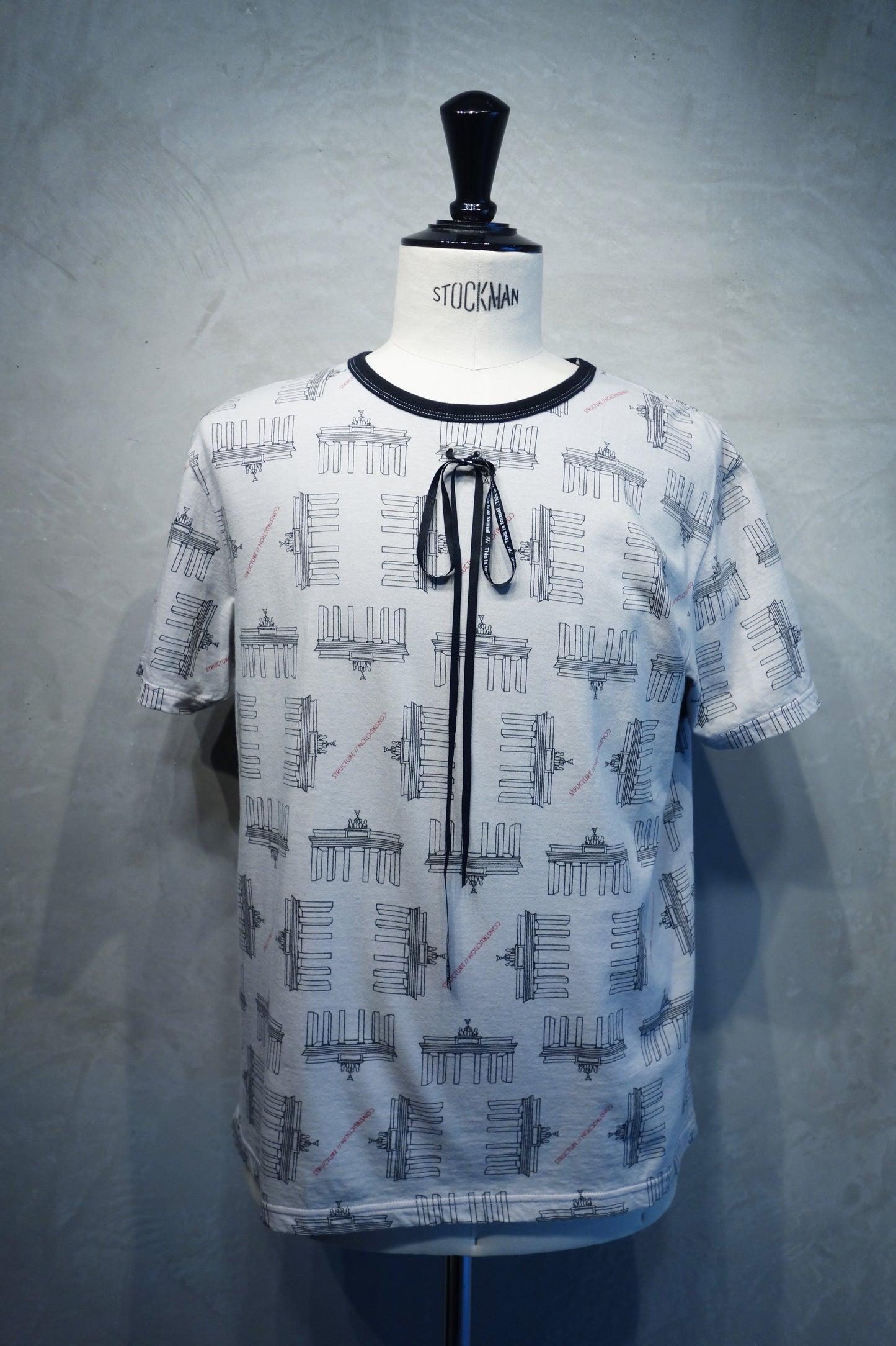 Brandenburg gate ringer T-shirt