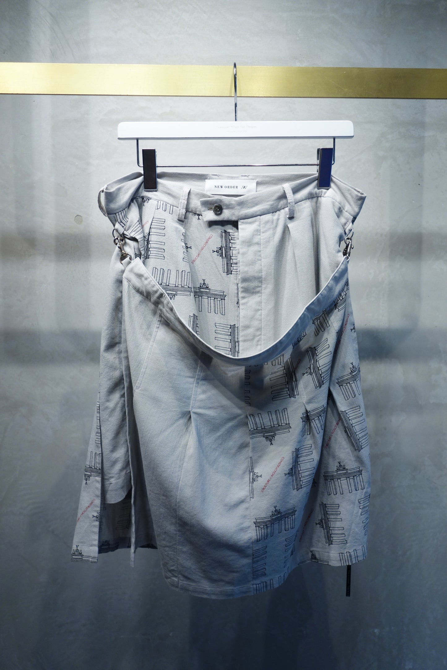 Brandenburg gate bontage shorts